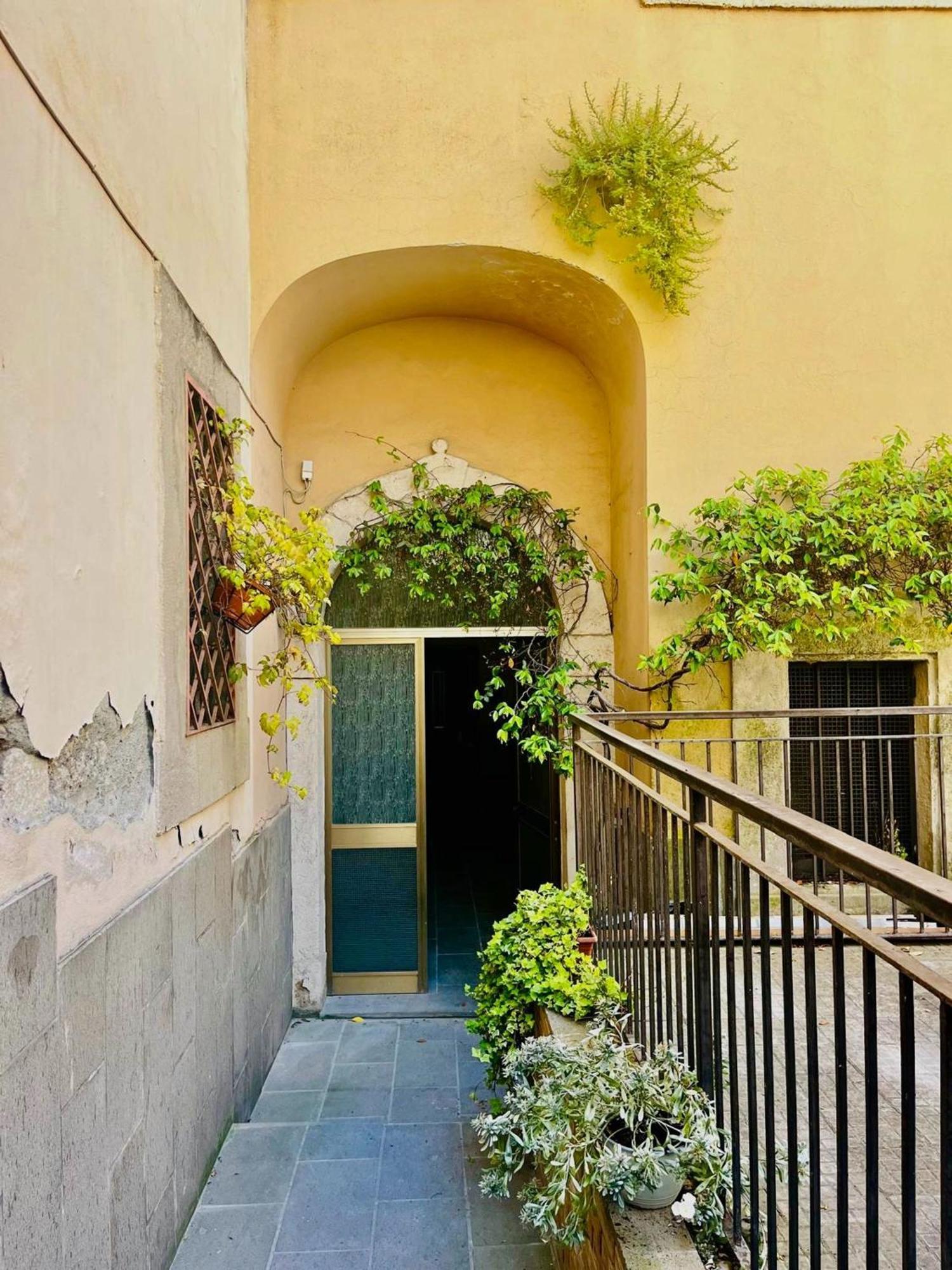 Old Town Nest In Civitavecchia Bagian luar foto