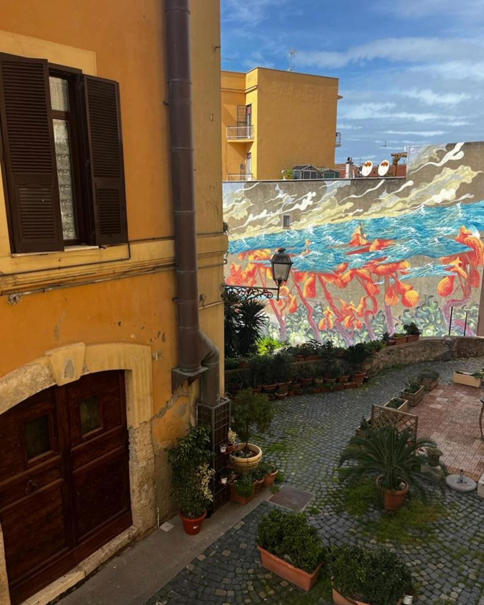 Old Town Nest In Civitavecchia Bagian luar foto